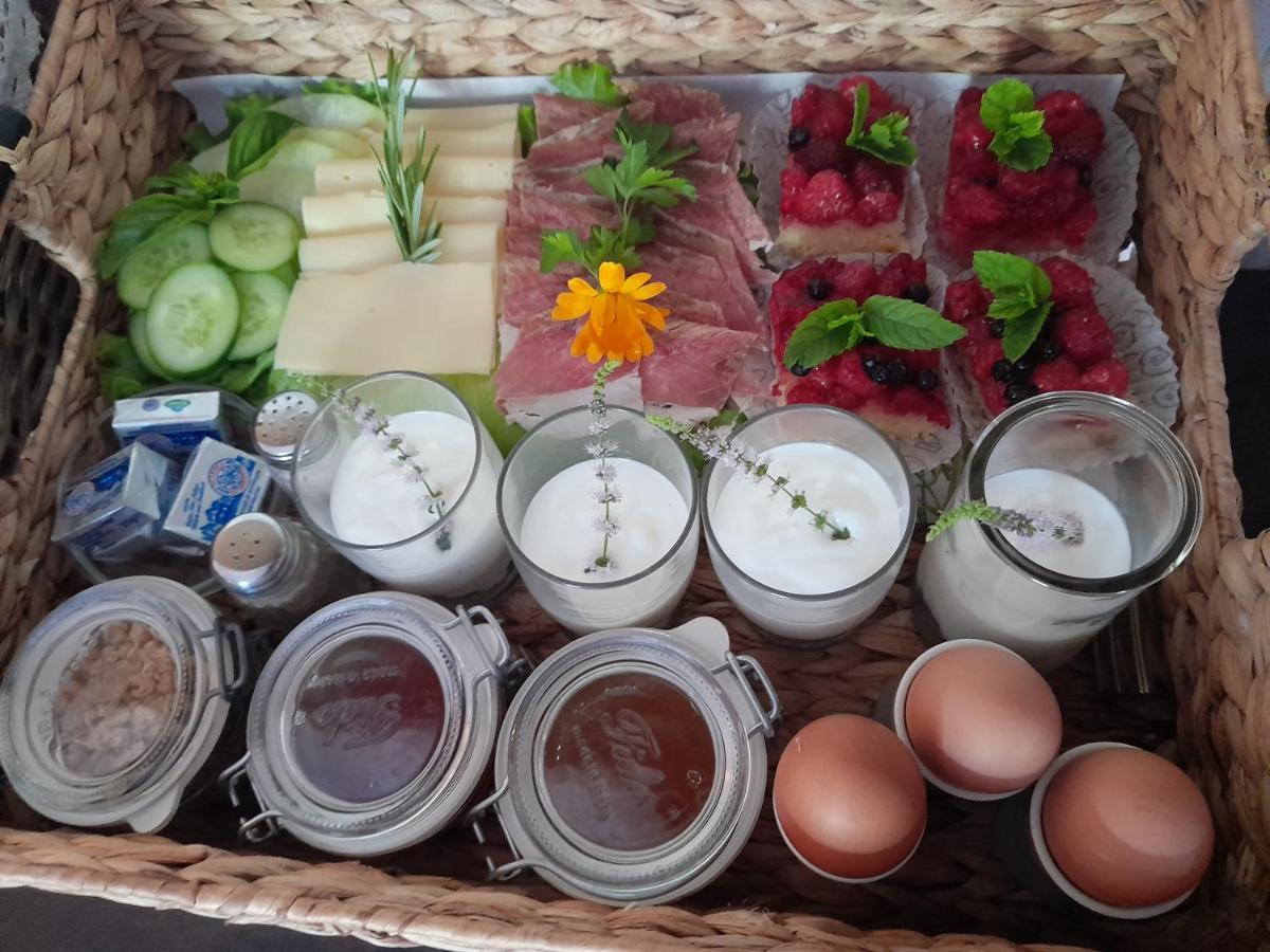 Schweiggerhof -Agriturismo- Farm Holidays Villandro Εξωτερικό φωτογραφία